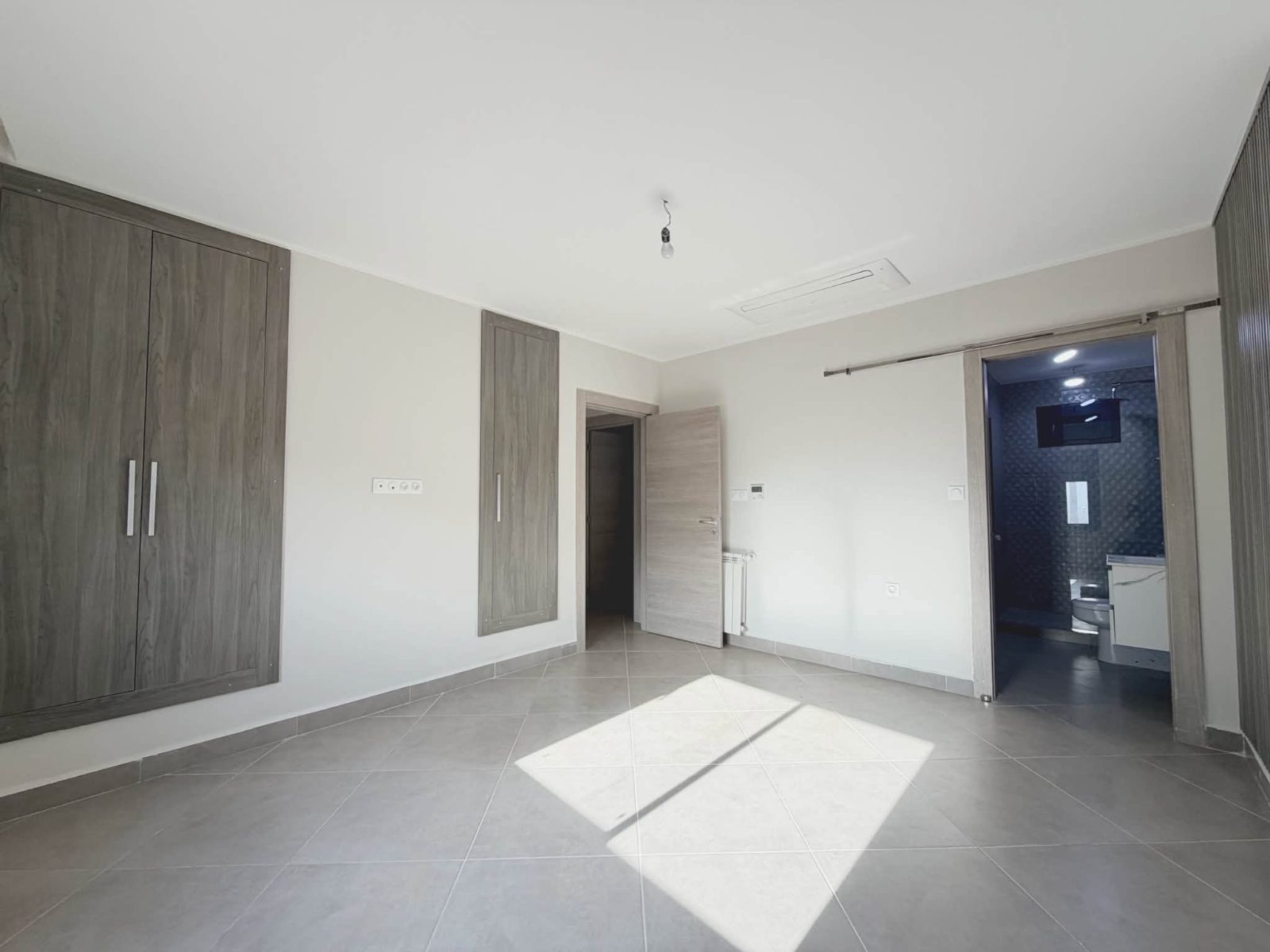 Appartement T4 vue mer à Gambetta — 105 m² à Gambetta, Oran – photo 16 sur 18