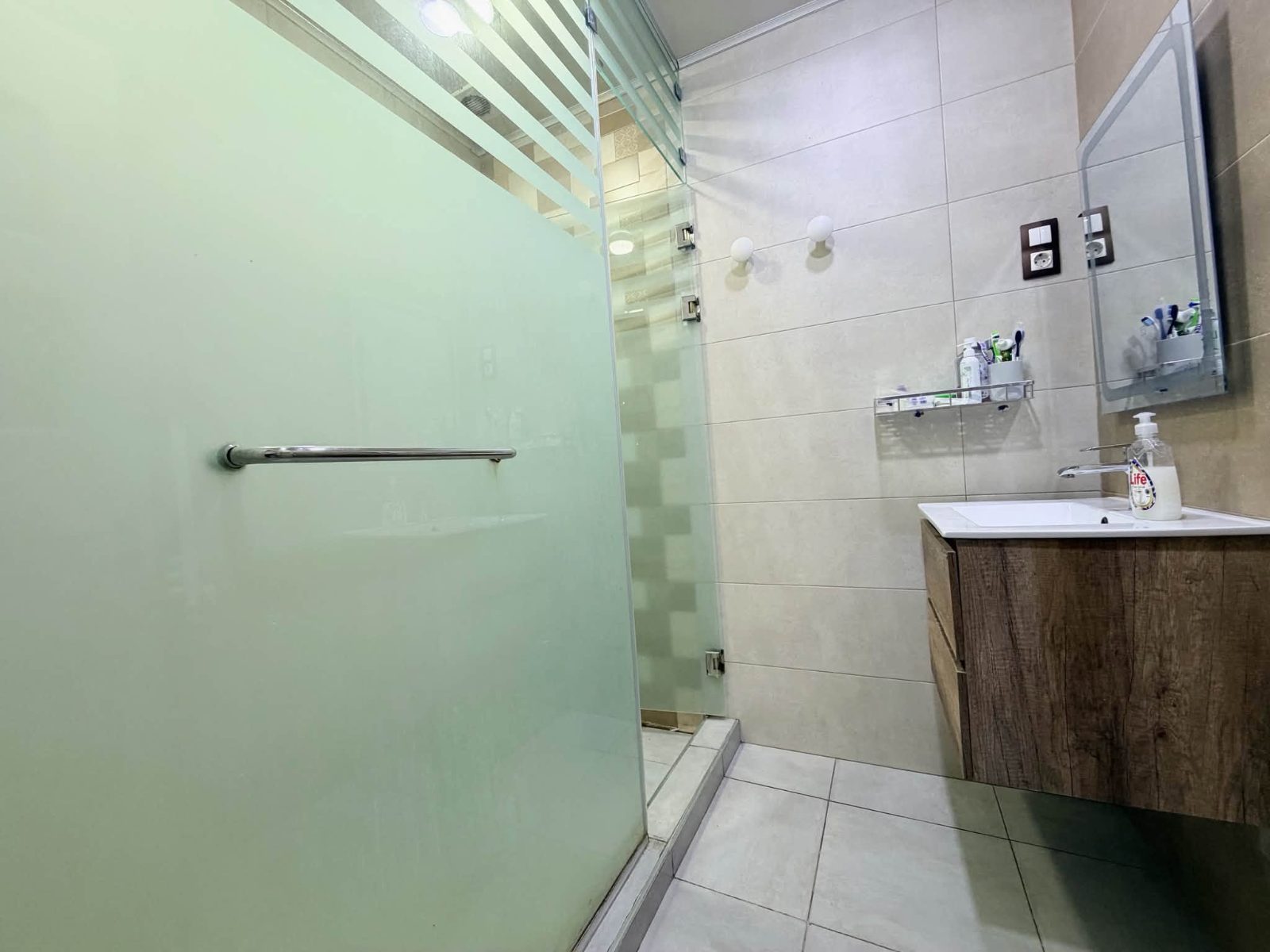Appartement F3 à Bir El Djir à Bir El Djir, Oran – photo 3 sur 14